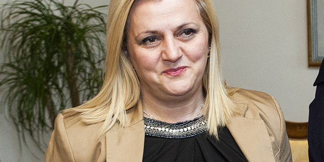 Zagreb, 261115.Ured predsjednice.Konzultacije oko sastavljanja nove Vlade RH kod predsjednice Kolinde Grabar Kitarovic.Na fotografiji: Ermina Ljeskaj Prljaskaj i Kolinda Grabar Kitarovic.Foto: Tomislav Kristo / CROPIX