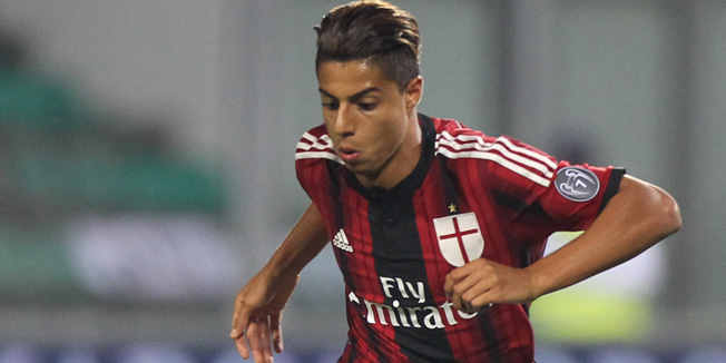 REGGIO NELL'EMILIA, ITALY - AUGUST 23: Hachim Mastour of AC Milan in action during the TIM Pre-season Tournament between US Sassuolo, FC Juventus and AC Milan at Mapei Stadium - Citta' del Tricolore on August 23, 2014 in Reggio nell'Emilia, Italy.  (Photo by Paolo Bruno/Getty Images)