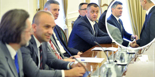 Zagreb, 270715.Predsjednik Vlade Republike Hrvatske Zoran Milanovic sastao se s predsjednicima klubova parlamentarnih stranaka kako bi se raspravile i razmotrile novonastale okolnosti vezane uz provedbu Sporazuma o arbitrazi izmedju hrvatske i slovenske Vlade.Foto: Boris Kovacev / CROPIX