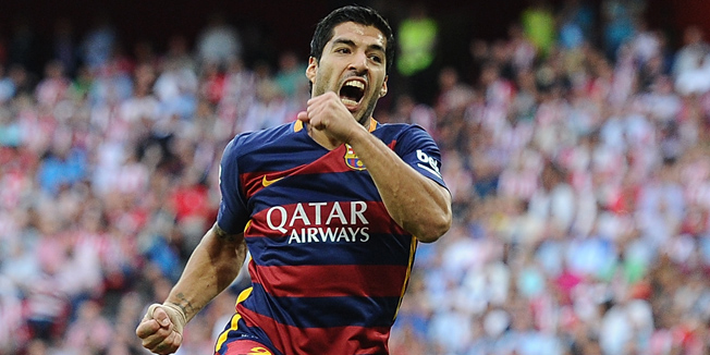 BILBAO, SPAIN - AUGUST 23:  Luis Suarez of FC Barcelona celebrates after scoring Barcelona opening goal during the La Liga match between Athletic Club and FC Barcelona at San Mames Stadium on August 23, 2015 in Bilbao, Spain.  (Photo by Denis Doyle/Getty Images)