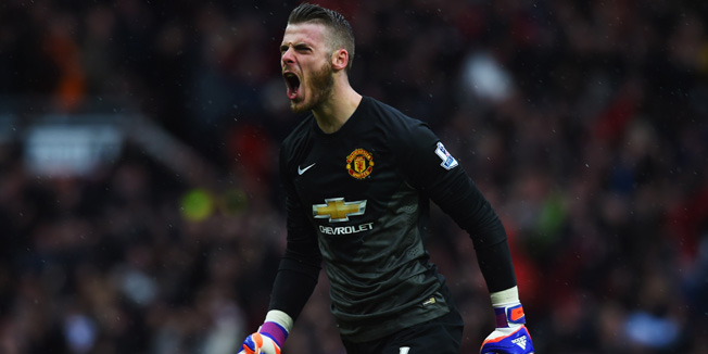 MANCHESTER, ENGLAND - APRIL 12:  David De Gea of Manchester United celebrates during the Barclays Premier League match between Manchester United and Manchester City at Old Trafford on April 12, 2015 in Manchester, England.  (Photo by Michael Regan/Getty Images)