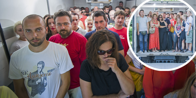 Zagreb, 310815.Ilustracija na temu nedavne tragedije pri kojoj se u kamionu na istoku Austrije ugusilo vise od 70 izbjeglica.Na fotografiji: 61 osoba u kamionu. Foto: Neja Markicevic / CROPIX