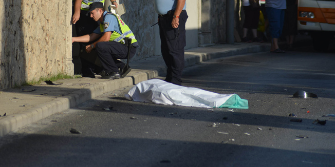 Dubrovnik, 150915.U prometnoj nesreci smrtno stradao vozac skutera.Foto: Zeljko Tutnjevic / Dubrovacki vjesnik / CROPIX