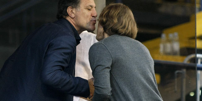 Zagreb, 070613.Stadion Maksimir.Kvalifikacijska utakmica skupine A izmedju Hrvatske i Skotske za Svjetsko prvenstvo koje se odrzava 2014. godine u Brazilu. Na fotografiji: Zoran Mamic i Luka Modric.Foto: Ronald Gorsic / CROPIX 