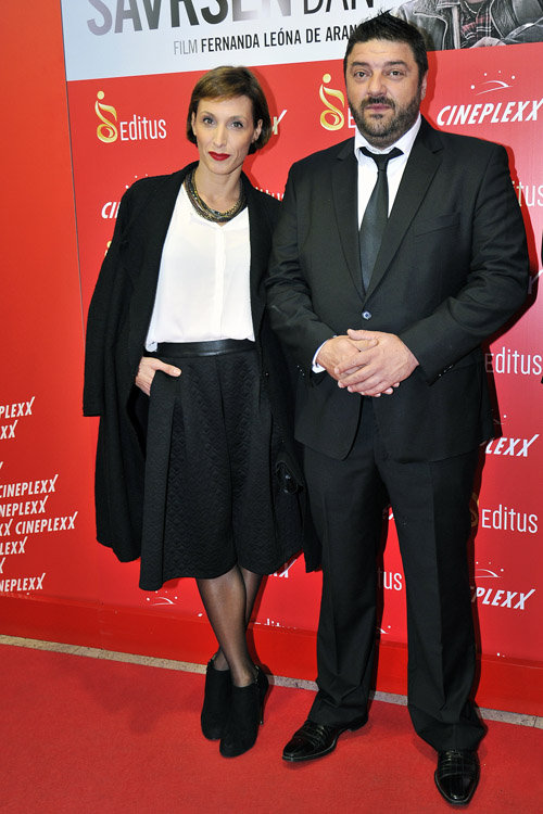 Zagreb, 280915.Cineplexx, Kaptol centar.Hrvatskoj premijeri filma 'Savrsen dan' nazocila su mnoga poznata lica javne scene.Na fotografiji: Larisa i Goran Navojec.Foto: Boris Kovacev / CROPIX