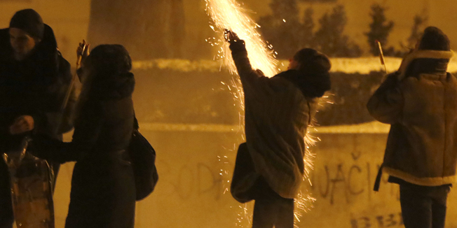 Zagreb, 311214. Docek Nove 2015. godine uz vatromet u centru grada.Foto: Damjan Tadic / CROPIX