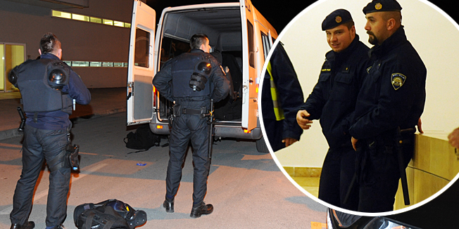 Kastel Sucurac, 040115.Sportska dvorana Sokolana.Kosarkaski susret A1 lige prvenstva Hrvatske izmedju Kastela i Sibenik.Na fotografiji: susret su popratili izgredi sibenskih navijaca ispred dvorane koji su brzo smireni od strane policije.Foto: Paun Paunovic / CROPIX