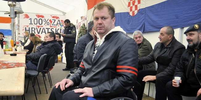 Zagreb, 070115.Ivica Vujica, pukovnik HVO, invalid Domovinskog rata, koji nemoze ostvariti braniteljska prava u Hrvatskoj.Foto: Bruno Konjevic / CROPIX