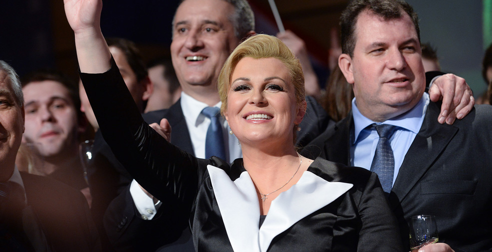 Zagreb, 110115.Slavonska avenija 6.Izborni stozer predsjednicke kandidatkinje Kolinde Grabar Kitarovic u Hypo centru slavi objavu rezultata izbora za predsjednika Republike Hrvatske.Kolinda Grabar Kitarovic nova je predsjednica Republike Hrvatske.Na fotografiji: Kolinda Grabar Kitarovic sa suprugom.Foto: Goran Mehkek / CROPIX