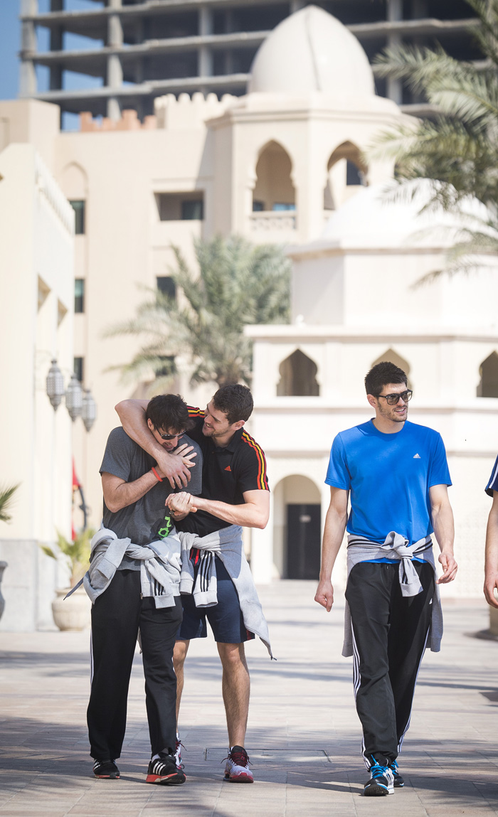 Doha, 260115.Pearl.Rukometasi hrvatske reprezentacije su iskoristili lijep dan za setnju Pearlom, umjetno izgradjenim otokom.Foto: Ante Cizmic / CROPIX