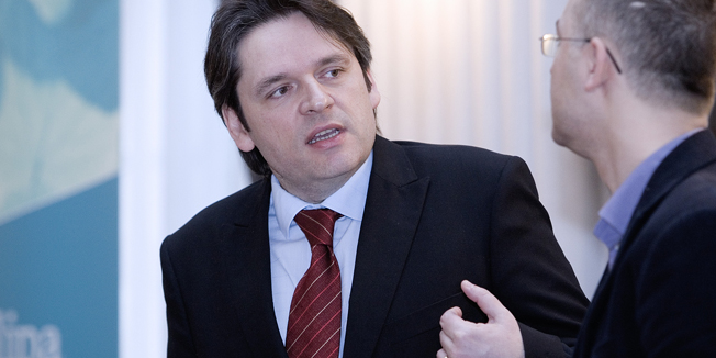 Zagreb, 270115.Hnd, Perkovceva.Udruga Lipa odrzala je prvo javno predstavljanje i prezentirala rezultate istrazivanja o ekonomskim stavovima biraca. Udrugu su predstavili Davor Huic, Velimir onje i Dragan Bagiæ. Na fotografiji: Velimir Sonje.Foto: Sandra Simunovic / CROPIX