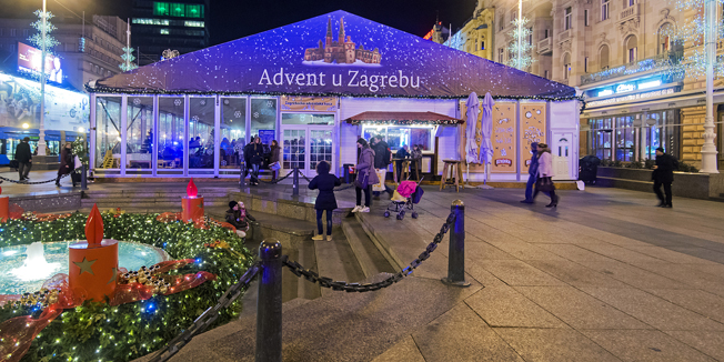 Zagreb, 031213.Uoci Bozicnih i Novogodisnjih blagdana centar grada okicen je prigodnim lampicama i ukrasima.Na fotografiji: Trg.Foto: Neja Markicevic / CROPIX