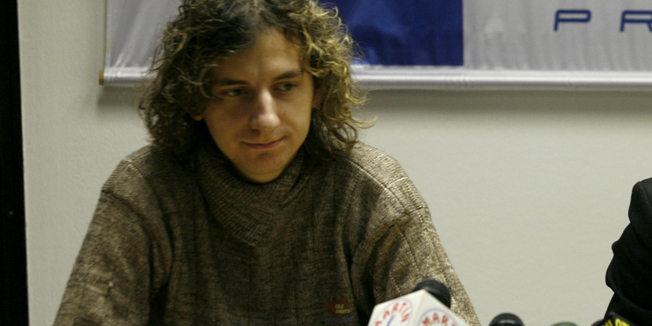 Zagreb, 050209.Pravni tim Iskorak i Kontra predstavljaju izvjestaj o stanju ljudskih prava seksualnih i rodnih manjina za 2008. i statisticke podatke o zlocinu iz mrznje, te daju osvrt o najvecim krsenjima ljudskih prava seksualnih i srodnih manjina u prosloj godini.  Konferenciju su vodili Kristijan Grdjan iz Iskoraka i Sanja Juras iz udruge Kontra u prostorijama Centra za ljudska prava.Foto: Ranko Suvar / CROPIX