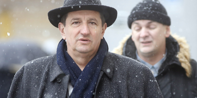 Zagreb, 220113.Zupanijski sud na Zrinjevcu.Svjedok Zeljko Sacic dolazi na sudjenje za ratni zlocin u Gruborima.Foto: Damjan Tadic / CROPIX