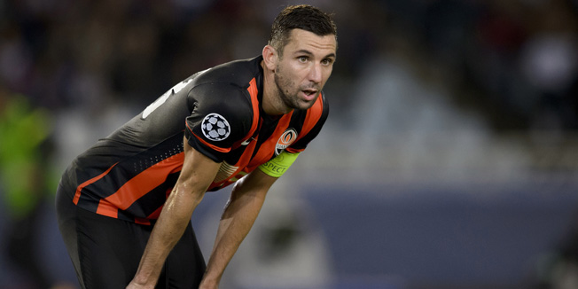 SAN SEBASTIAN, SPAIN - SEPTEMBER 17:  Darijo Srna of FC Shakhtar Donetsk in action during the UEFA Champions League group stage match between Real Sociedad de Futbol and Shakhtar Donetsk held on September 17, 2013 at the Anoeta Stadium in San Sebastian, Spain. (Photo by Dani Pozo/EuroFootball/Getty Images)