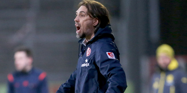 MAINZ, GERMANY - FEBRUARY 13:  Head Coach Martin Schmidt of Mainz reacts during the Third League match between 1. FSV Mainz 05 II and Borussia Dortmund II at Bruchweg-Stadion on February 13, 2015 in Mainz, Germany.  (Photo by Simon Hofmann/Bongarts/Getty Images)