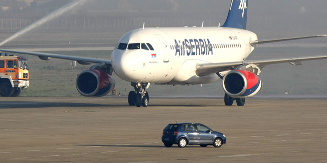 Velika Gorica, 121214.Zracna luka Zagreb.Nakon 23 godine ponovno je uspostavljena zracna veza izmedju Hrvatske i Srbije. Air Serbia uvela je dva leta dnevno na relaciji Zagreb - Beograd.Foto: Ronald Gorsic / CROPIX