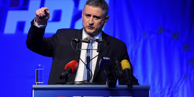 Sibenik, 220215.Dvorana Baldekin.25. obljetnica osnutka HDZ-a u Sibeniku na kojoj je nazocio predsjednik HDZ-a Tomislav Karamarko.Na fotografiji: Tomislav Karamarko.Foto: Niksa Stipanicev / CROPIX