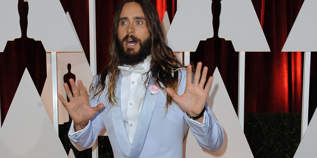 Jared Leto arrives on the red carpet for the 87th Oscars on February 22, 2015 in Hollywood, California. AFP PHOTO / VALERIE MACON