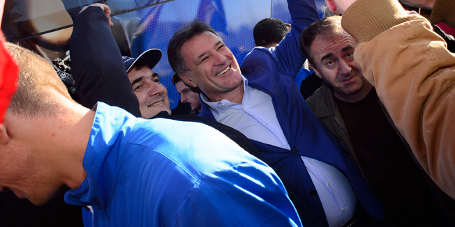 Zagreb, 201114. Savska 66.Ispred ministarstva branitelja.Nogometni klub Dinamo na celu s Zdravkom i Zoranom Mamicem dosao je u posjetu prosvjednicima,branitelljima koji vec mjesec dana prosvjeduju ispred ministarstva.Na fotografiji: Zdravko Mamic.Foto: Goran Mehkek / CROPIX