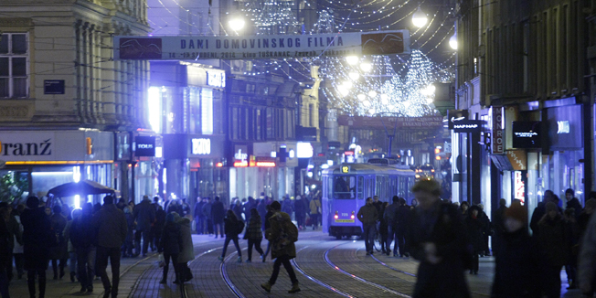 Zagreb, 261114.Radiceva ulica.Paljenje lampica u gradu povodom nadolazecih blagdana.Foto: Ranko Suvar / CROPIX