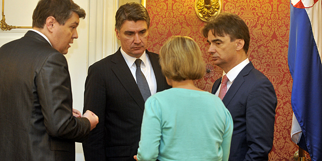 Zagreb, 170714.Markov trg.U Banskim dvorima odrzana je redovita sjednica Vlade RH.Na fotografiji: Boris Lalovac, Zoran Milanovic, Vesna Pusic i Branko Grcic.Foto: Bruno Konjevic / CROPIX