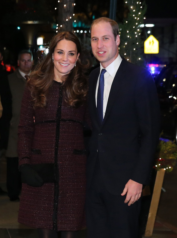 NEW YORK, NY - DECEMBER 07: Prince William, Duke of Cambridge and Catherine, Duchess of Cambridge arrive at The Carlyle Hotel, where they will be staying during their official two-day visit to the United States, on December 7, 2014 in New York City.   Neilson Barnard - POOL/Getty Images/AFP== FOR NEWSPAPERS, INTERNET, TELCOS & TELEVISION USE ONLY ==
