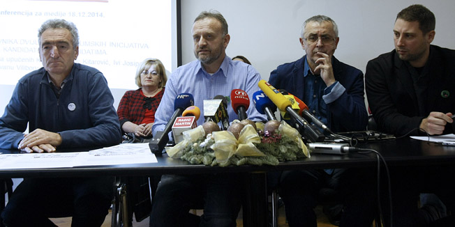 Zagreb, 181214.Petrinjska.Predstavnici referendumske Inicijative 17 sindikata protiv outsourcinga i inicijative Ne damo nase autoceste odrzali su konferenciju za medije.Na fotografiji: Boris Plesa, Zeljko Stipic, Mijat Stanic i Enes Cerimagic.Foto: Ranko Suvar / CROPIX 