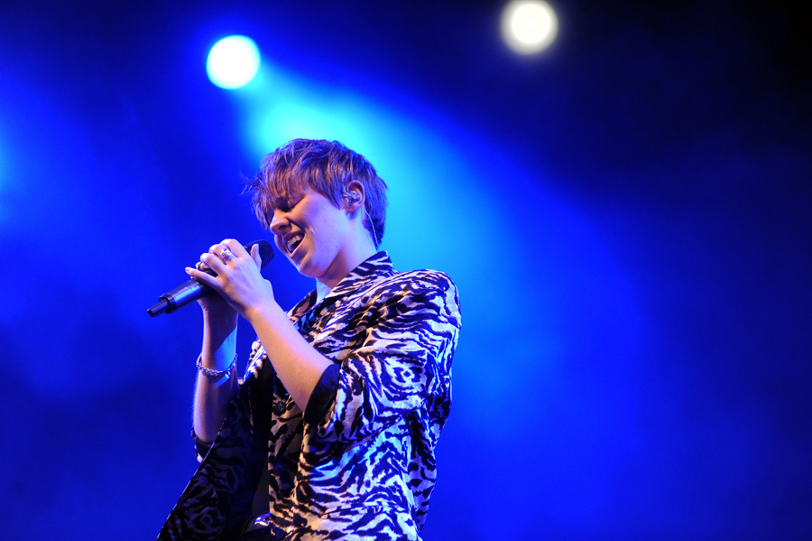 Sibenik, 090811.Summer eko music festival Terraneo 2011. Prvog dana na festivalu Terraneo nastupila je britanska electropop grupa La Roux.Foto: Mladen Pobi / CROPIX