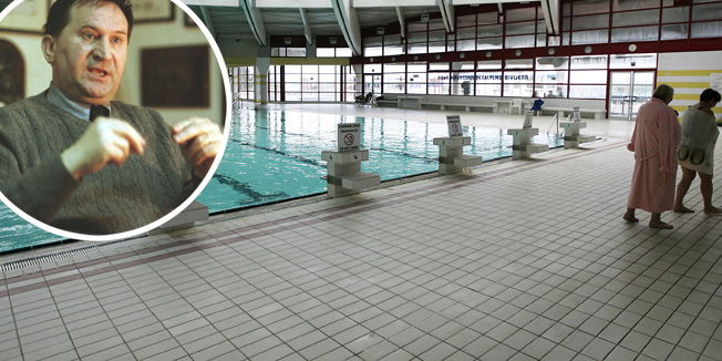 Osijek,Bizovac, 041010.Zeljko Cagalj direktor i Josip Salapic predsjednik nadzornog odbora Bizovackih toplica odrzali su konferenciju za medije na kojoj su rekli kako Toplice od sijecnja slijedece godine postaju ljeciliste s kapacitetom od 110 slobodnih kreveta za pacijente sto je polovica od sadasnjeg kapaciteta.Trenutno Bizovacke toplice posluju s poteskocama,sa 115 zaposlenih u Toplicama i 18 zaposlenih na Rehabilitaciji imaju dug od 75 milijuna kuna.Na fotografiji:olimpijski bazen Bizovackih toplica.Foto: Vlado Kos / Cropix