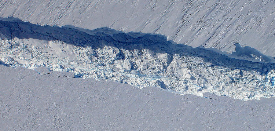 In this image obtained from NASA, a close-up image of the crack spreading across the ice shelf of Pine Island Glacier shows on October 26, 2011, the details of the boulder-like blocks of ice that fell into the rift when it split. The massive crack is growing wider in the Antarctic ice sheet and could break apart in the coming months, forming an iceberg the size of New york City, NASA scientists warned on Novermber 3, 2011. The crack in western Antarctica's Pine Island Glacier stretches for at least 18 miles (30 kilometers) and runs 165 feet (50 meters) deep. The rift is widening at a rate of 6.5 feet (two meters) per day, said NASA project scientist Michael Studinger. = RESTRICTED TO EDITORIAL USE - MANDATORY CREDIT 