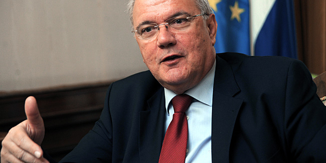Croatia's Deputy Prime Minister for Foreign Affairs and European Integration Neven Mimica speaks on April 2, 2013 in Zagreb. The European Union named on April 25, 2013 Mimica new Commissioner as the country prepares to become the bloc's 28th member on July 1. Mimica was formally appointed Commissioner-designate for consumer protection, meaning he will have a seat at the top table of the EU's executive arm which oversees administration and implementation of policy.    AFP PHOTO