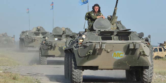 Russian soldiers of Rapid Deployment Forces of the Central Asian nations take part on August 1, 2014 in joint military exercises 