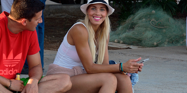 Raslina, 090814.Medju mnostvom lica u Raslini prije pocetka natjecanja u projektu Prukljanski gusti zapazilo se je poznato lice.  Antonija Misura jedne od najljepsih sportasica svijeta zatekla se u Raslini za treceg-predzanjeg susreta u projektu Prukljanski gusti. Foto: Ante Baranic / CROPIX