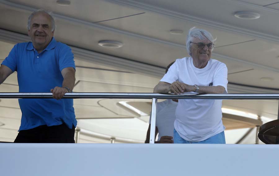 Hvar, 120814.Pakleni otoci.CEO Formule 1 Bernie Ecclestone uziva na Hvaru u drustvu prijatelja i supruge Fabiane Flosi koja se provozala na jetu.Foto: Damjan Tadic / CROPIX