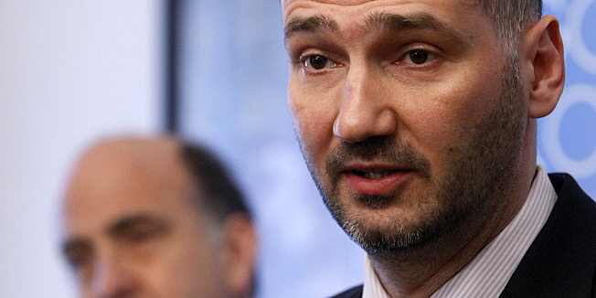 Zagreb, 020413.Hrvatska gospodarska komora, Roosseveltov trg 2.Konferencija za medije u povodu najave trecg Brown Foruma 2013 koji ce se ove godine odrzati u Zadru odnosno u Petrcanima 8. i 9. travnja.Na fotografiji: Josko Klisovic, zamjenik ministrice vanjskihi europskih poslova.Foto: Ronald Gorsic / CROPIX