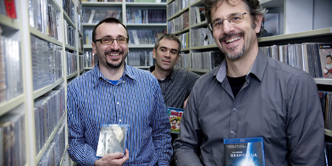 Zagreb, 100314.Ured Menarta, Bencekoviceva 19.Tvrtka Menart jedina je u Hrvatskoj koja se jos bavi distribucijom filmova u DVD formatu. Na fotografiji: Branko Komljenovic, Marko Simac, Emil Kolanovic.Foto: Tomislav Kristo / CROPIX