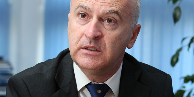 Zagreb, 080414.Ministarstvo branitelja.Ministar branitelja Predrag Matic.Foto: Davor Pongracic / CROPIX