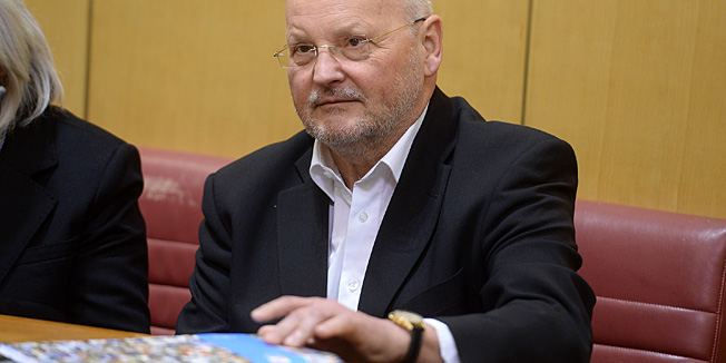 Zagreb, 090414.Markov trg, Sabor.Nastavak sjednice Sabora s temom o izvjescu Hrvatskog Olimpijskog odbora za 2012.Na fotografiji: Zlatko Matesa.Foto: Goran Mehkek / CROPIX