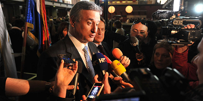 Zadar, 160414.Klub Arsenal.Povodom Dana zadarske zupanije odrzana je svecana sjednica kojoj su nazocili brojni uzvanici, poput generala Mladena Markaca, predsjednika HDZ-a Tomislava Karamarka i dr.Na fotografiji: Tomislav Karamarko.Foto: Luka Gerlanc / CROPIX