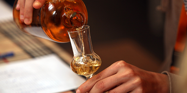 Hum, 281012.U najmanjem gradu na svijetu odrzana je 12. smotra domacih rakija, pod sloganom 