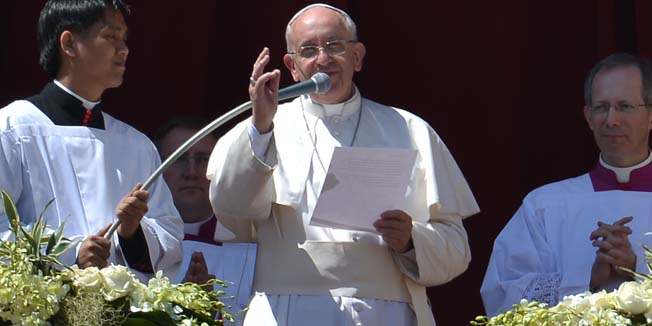 Pope Francis gives the traditional 