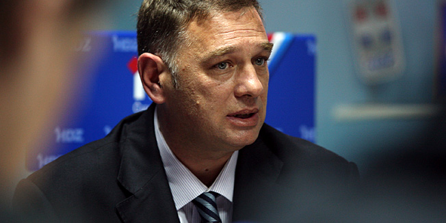 Zadar, 121112.Prostorije zadarskog HDZ.Zupanijski odbor HDZ-a na celu s Bozidarom Kalmetom sazvao je danas konferenciju za medije na kojoj su se obrusili na Kukuriku koaliciju i uvodjenje poreza na imovinu. Na fotografiji: Ante Jerolimov, nacelnik opcine Preko.Foto: Jure Miskovic / CROPIX