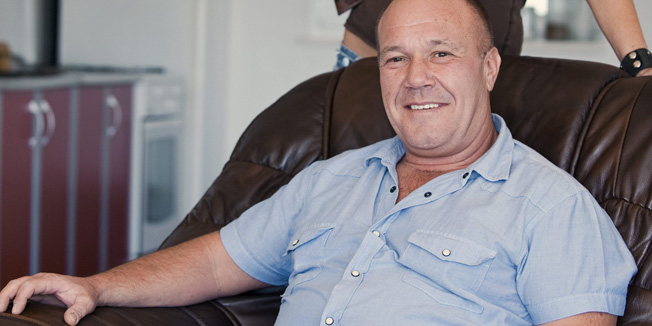 Split, 160912.Vladimir Benac, kontroverzni vojni veteran i ratni invalid.Foto: Josko Ponos / CROPIX