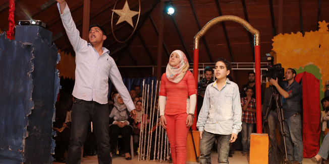 TO GO WITH AFP STORY BY KAMAL TAHASyrian refugees perform in William Shakespeare's 