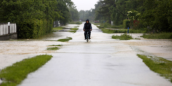 Nasice, 040514.Poplavljeno podrucje oko Nasica.Najgore je u Beljevini, a poplavljena su i mjesta Nasicko Novo Selo i Lila.Na fotografiji: poplavljeno mjesto Beljevina.Foto: Danijel Soldo / CROPIX