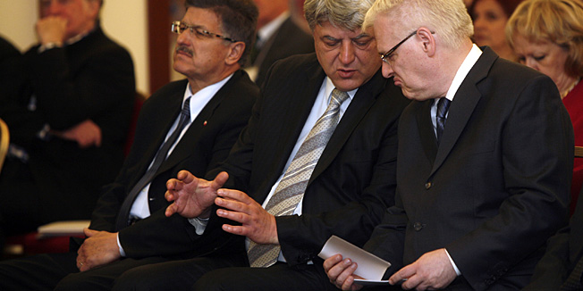 Opatija, 080514.U hotelu Ambasador odrzava se 22. bienalni medjunarodni znanstveno strucni kongres Turizam i hotelska industrija 2014. u organizaciji Fakulteta za menadzment u turizmu i ugostiteljstvu. Kongresu je prisustvovao i predsjednik RH Ivo Josipovic.Na fotografiji: gradonacelnik Opatije Ivo Dujmic, zupan Zlatko Komadina, Ivo JosipovicFoto: Tea Cimas / CROPIX