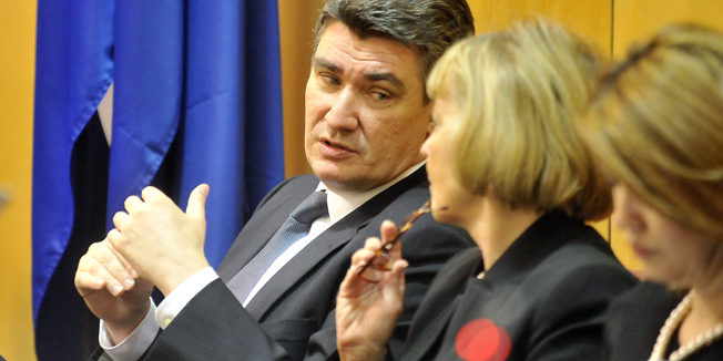 Zagreb, 140514.Nakon mjesec dana odmora, Sabor RH je zapoceo 13. sjednicu. Sjednica je pocela Aktualnim prijepodnevom na kojem su Vladini ministri odgovarali na pitanja saborskih zastupnika.Na fotografiji: Zoran Milanovic.Foto: Bruno Konjevic / CROPIX