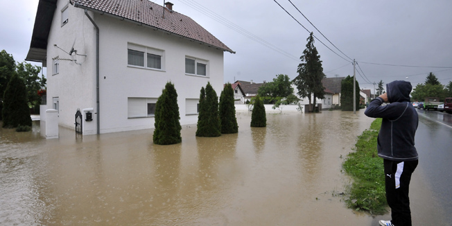 Pleternica, 160514.Zbog jakih oborina koje traju vec danima vecina Slavonije je poplavljena.Foto: Bruno Konjevic / CROPIX
