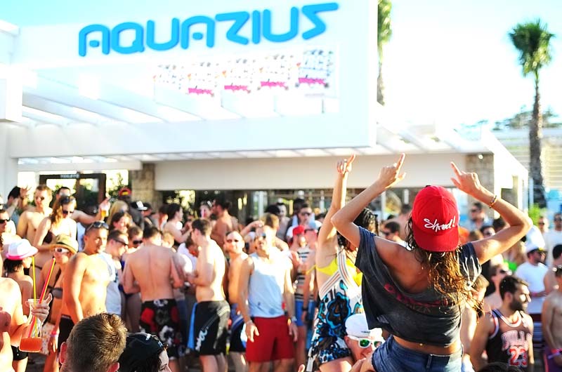 Novalja, 070614.Drugi dan Zrce Spring Break Festivala u Aquariusu. Zvijezda veceri je bila Maeva Carter iz Francuske.Foto: Goran Telak / CROPIX